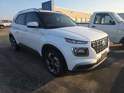 Used 2024 Hyundai Venue SEL
