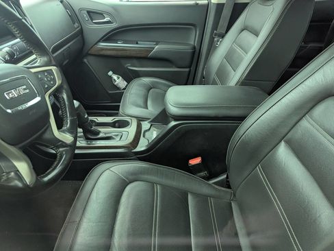 Used 2020 GMC Canyon Denali RWD image 10