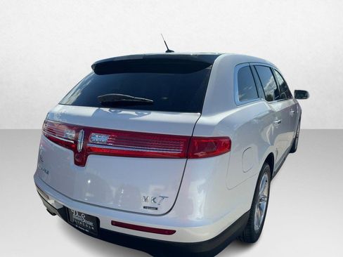 Used 2014 Lincoln MKT AWD w/ Equipment Group 201A image 5