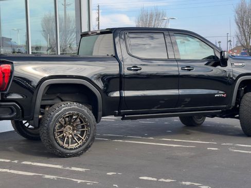 Used 2021 GMC Sierra 1500 AT4 image 4