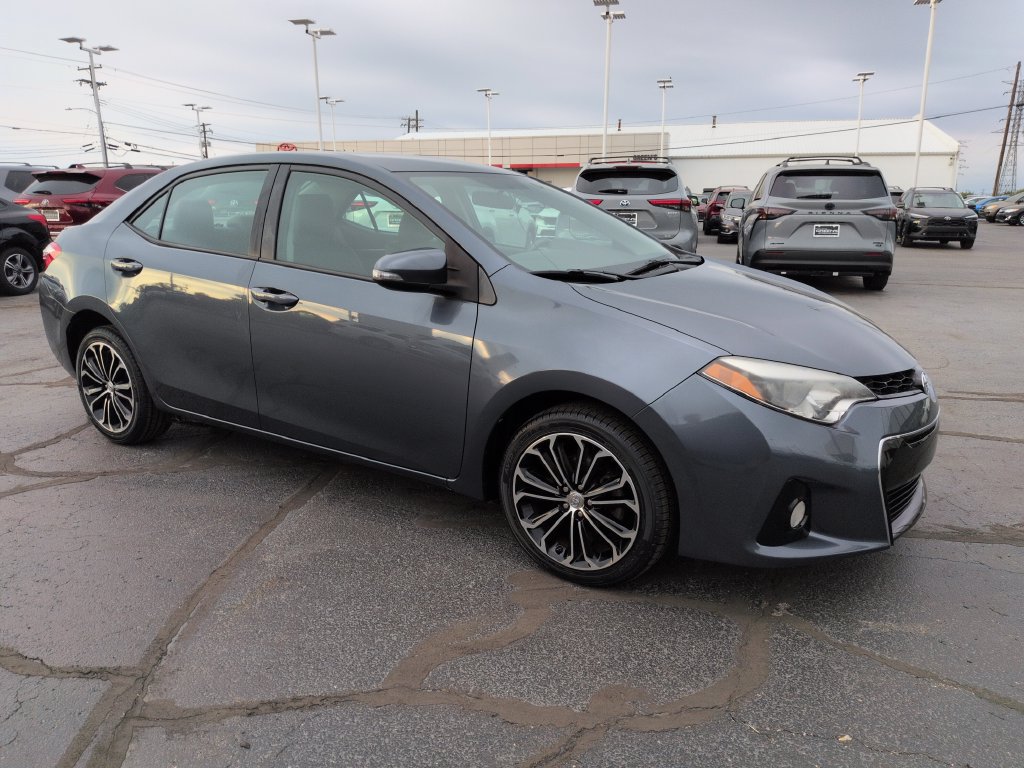 Used 2015 Toyota Corolla S FWD image 7