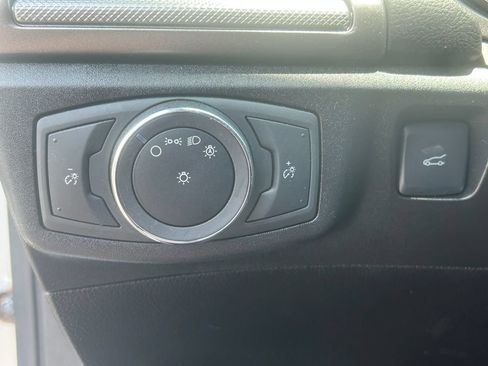Used 2018 Ford Fusion S FWD image 24