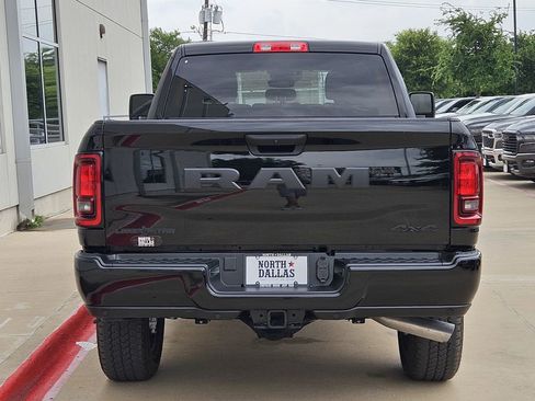 New 2026 RAM 2500 Big Horn AWD/4WD image 4