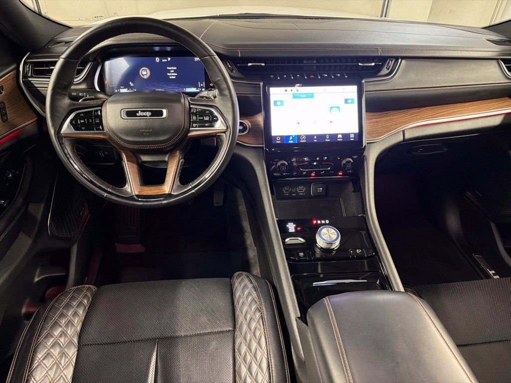 Used 2021 Jeep Grand Cherokee L Summit w/ Advanced Protech Group IV AWD/4WD image 8