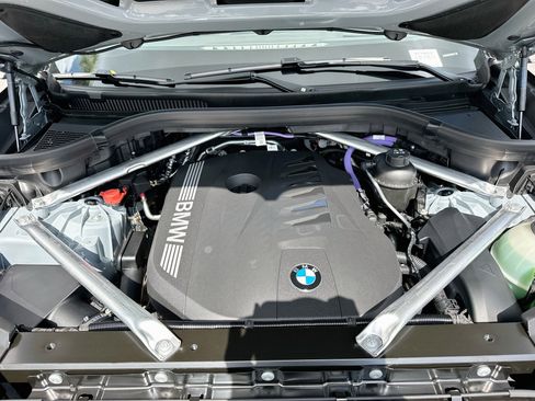 Used 2026 BMW X5 sDrive40i RWD image 25