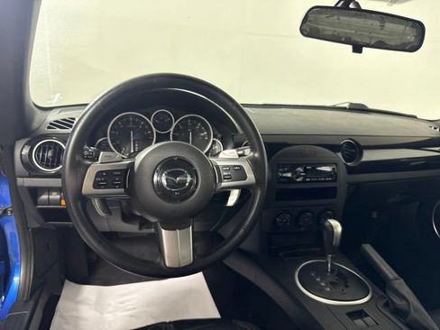 Used 2006 MAZDA MX-5 Miata Grand Touring w/ Premium Pkg RWD image 23