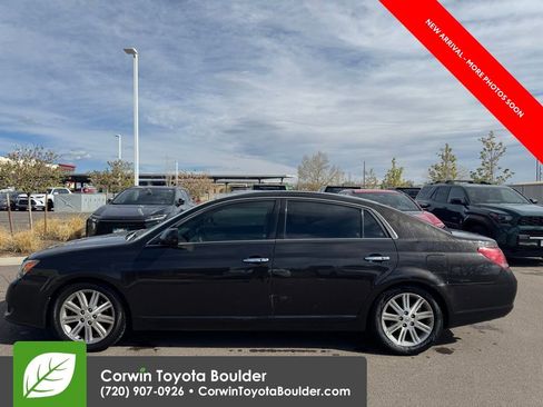 Used 2009 Toyota Avalon Limited image 4