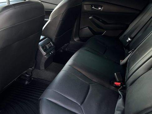 Used 2025 Honda Accord Sport image 13