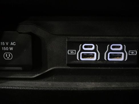 Used 2024 Jeep Grand Cherokee Altitude AWD/4WD image 25