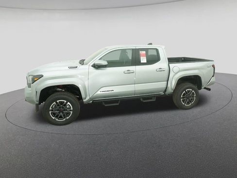 New 2026 Toyota Tacoma TRD Sport image 2