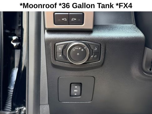 Used 2017 Ford F150 Platinum w/ Equipment Group 701A Luxury image 39