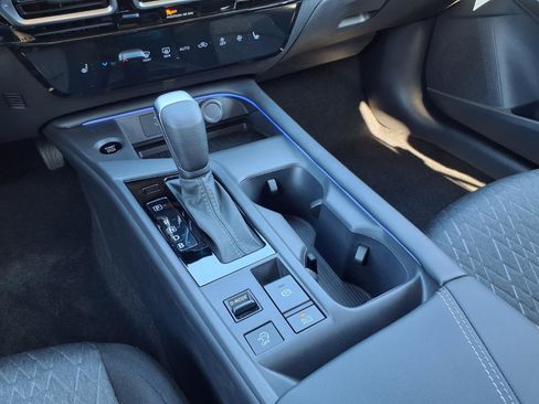 New 2026 Nissan Sentra SV w/ SV Convenience Package FWD image 16