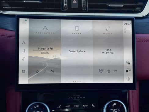 New 2026 Jaguar F-PACE R-Dynamic S AWD/4WD image 32