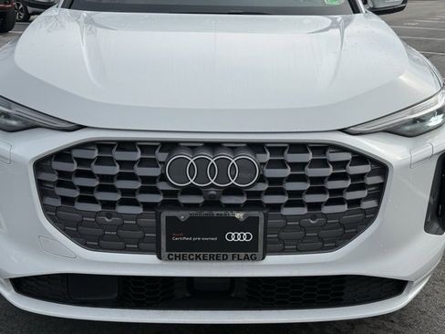 Used 2025 Audi Q5 Premium Plus w/ Premium Plus image 3