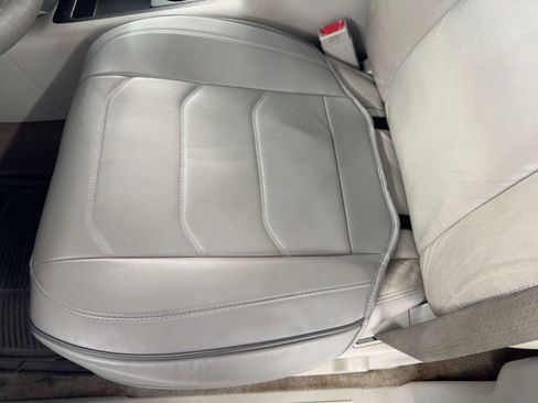 Used 2013 GMC Yukon XL SLT image 14