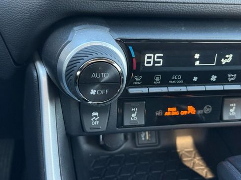 Used 2023 Toyota RAV4 XLE w/ Convenience Package image 27