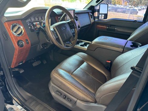 Used 2016 Ford F350 King Ranch w/ King Ranch w/Chrome Package image 11