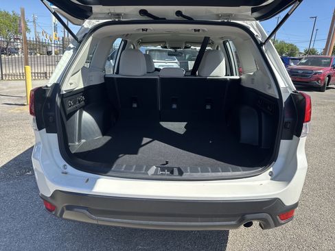 Certified 2023 Subaru Forester image 27
