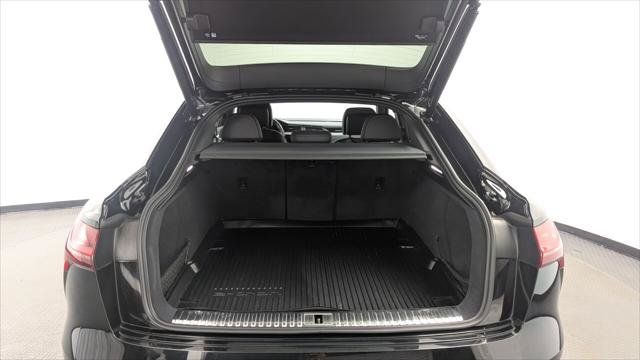 Used 2024 Audi Q8 e-tron Premium Plus w/ Premium Plus Package AWD/4WD image 18