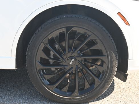 Used 2025 Lincoln Aviator Reserve w/ Jet Appearance Package image 10