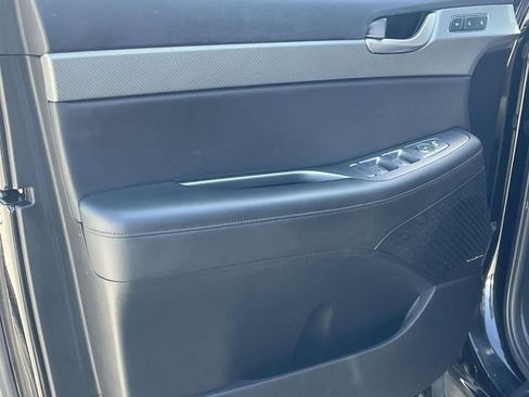 Used 2023 Hyundai Palisade SEL w/ Premium Package image 13