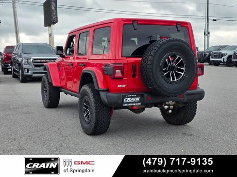 Used 2025 Jeep Wrangler Unlimited Rubicon AWD/4WD image 5