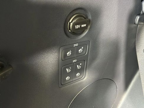 Used 2024 Hyundai Palisade Limited image 13