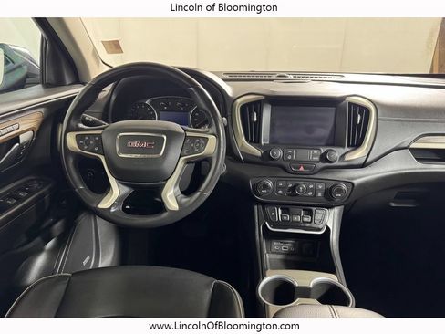 Used 2020 GMC Terrain Denali w/ Denali Premium Package AWD/4WD image 16