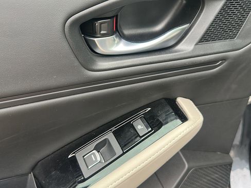 Used 2023 Honda Accord Touring image 21