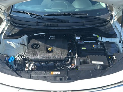 Certified 2025 Kia Soul S FWD image 28