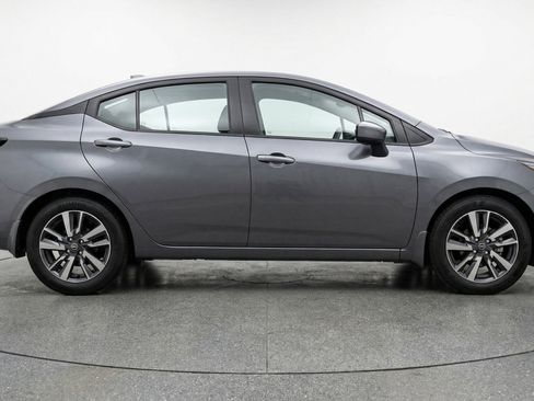 Used 2025 Nissan Versa SV FWD image 8