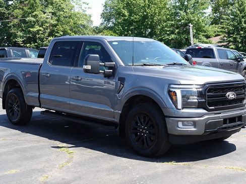 Used 2024 Ford F150 Lariat w/ Equipment Group 502A High AWD/4WD image 4