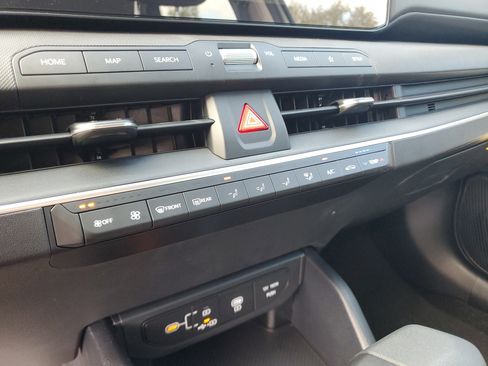 New 2026 Kia K4 LXS image 19