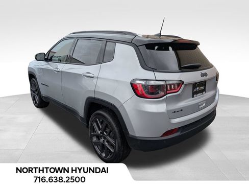 Used 2026 Jeep Compass Limited AWD/4WD image 3