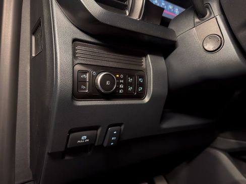 New 2026 Ford F250 Platinum image 56