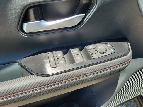 Certified 2025 Nissan Kicks SR w/ SR Premium Package FWD image 17
