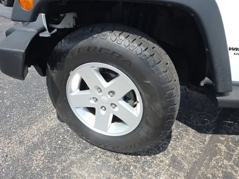 Used 2013 Jeep Wrangler Unlimited Sport AWD/4WD image 41