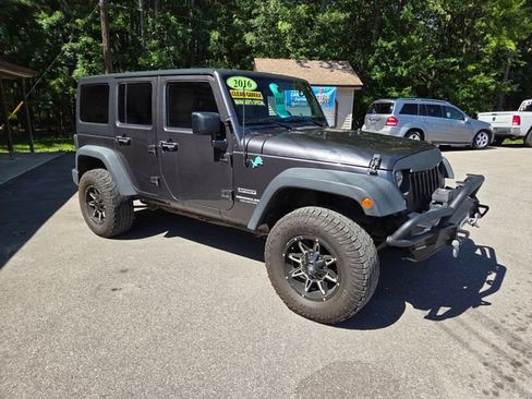 Used 2016 Jeep Wrangler Unlimited Sport w/ Quick Order Package 24S AWD/4WD image 7