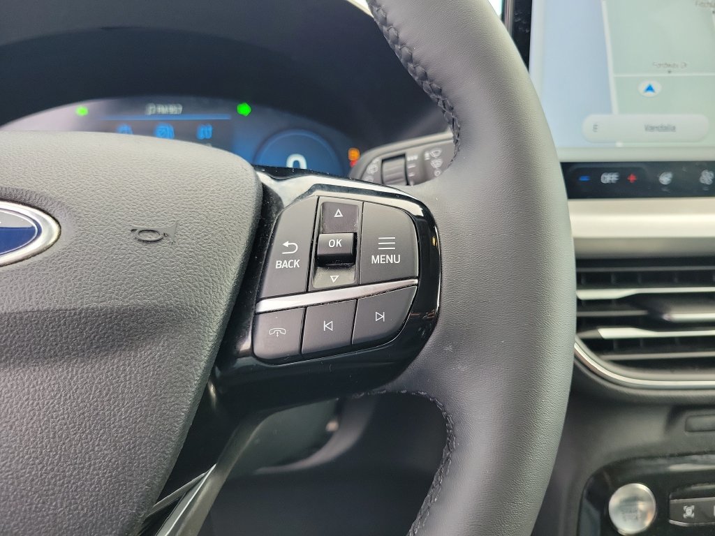 Certified 2023 Ford Escape Platinum AWD/4WD image 25