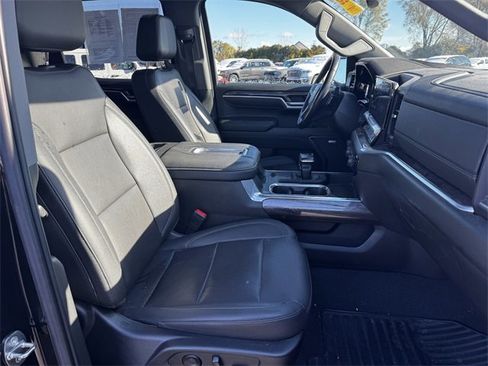 Used 2022 Chevrolet Silverado 1500 LTZ image 14