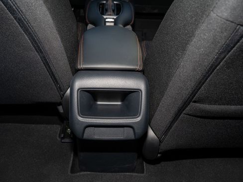 Certified 2024 Honda HR-V Sport image 18