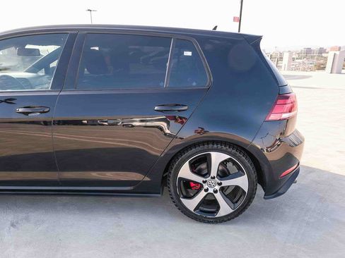 Used 2018 Volkswagen GTI S FWD image 7