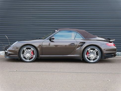 Used 2009 Porsche 911 Turbo image 2