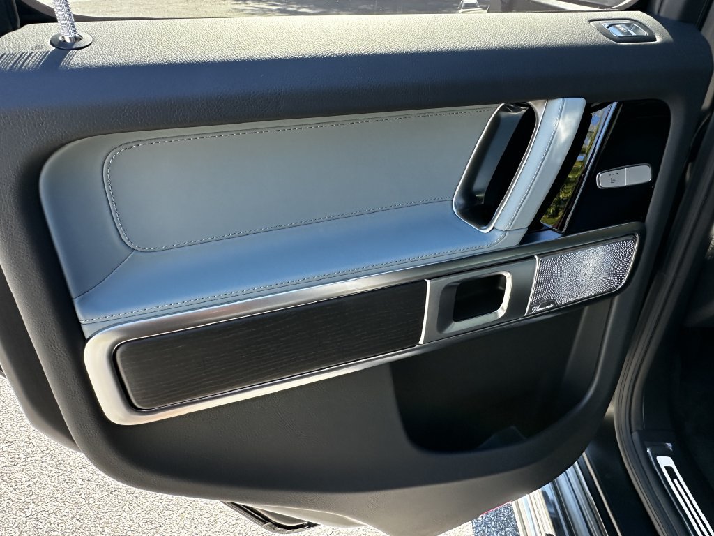 New 2027 Mercedes-Benz G 580 e image 24
