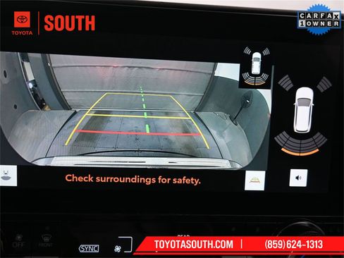 Used 2023 Toyota Highlander Limited image 13