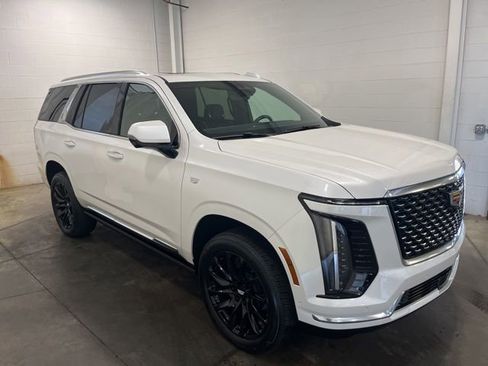 Used 2025 Cadillac Escalade Premium Luxury w/ LPO, Floor Liner Package AWD/4WD image 2