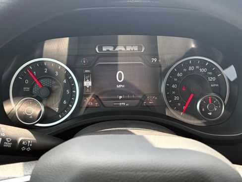 New 2026 RAM 1500 Express AWD/4WD image 18