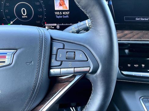Used 2022 Cadillac Escalade ESV Sport Platinum w/ Heavy-Duty Trailer Package AWD/4WD image 23