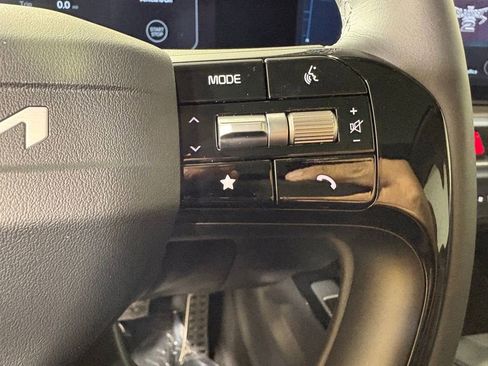 New 2026 Kia Sorento SX image 24