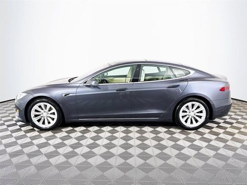 Used 2018 Tesla Model S 100D image 8